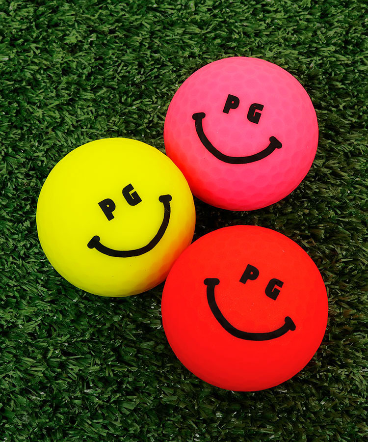 パーリーゲイツ Pg Smileボール付 カモフラ柄ファーボールポーチ レディースゴルフウェア通販 キュルキュルセレクト Curucuru Select